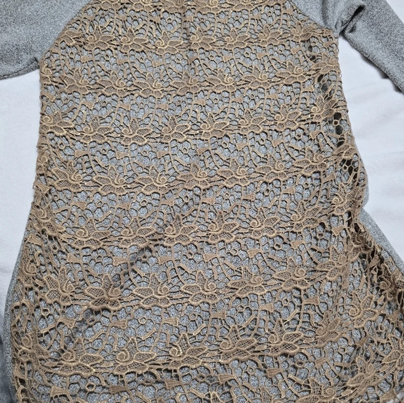 Dolan for Anthropologie Le Pompe Tunic Sweatshirt w/Crochet Overlay, EUC! - Picture 5 of 13